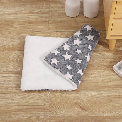 Thick Plush Pet Mat with Star Pattern,